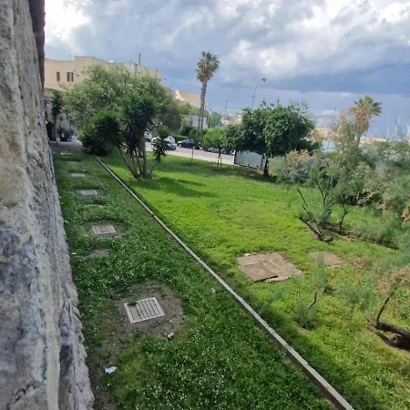 La Grotta - Vecchia, Vista Mare * باري