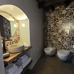 La Grotta - Vecchia, Vista Mare